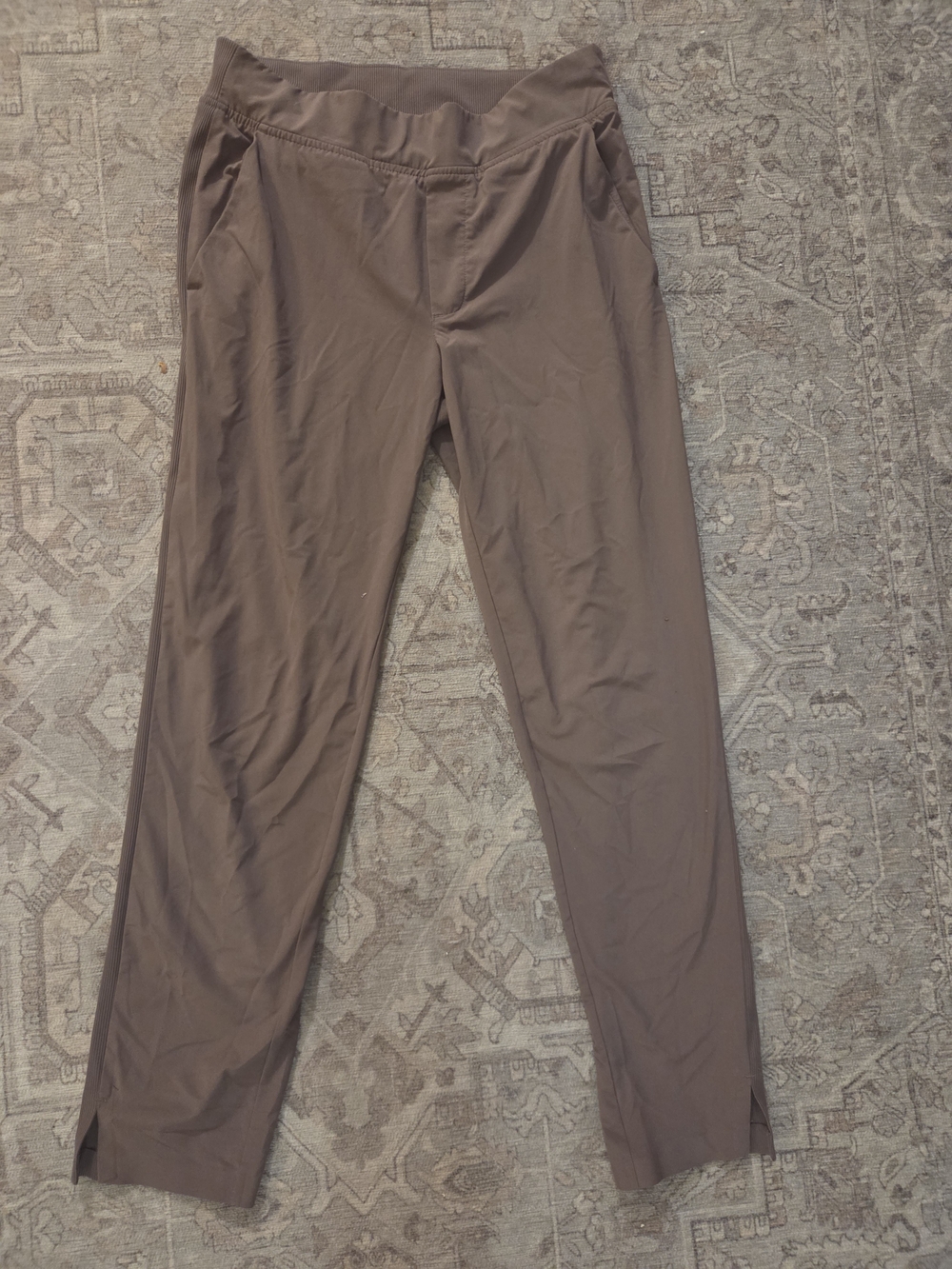 Athleta Brooklyn Ankle Active Pants in Taupe Brown